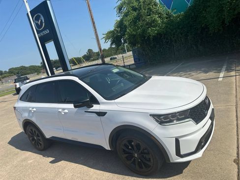 Used 2021 Kia Sorento SX FWD image 9
