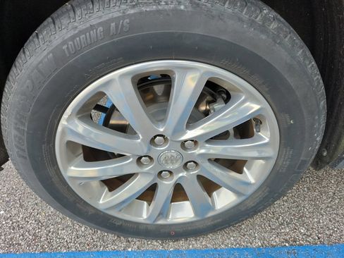 Used 2020 Buick Envision Essence AWD/4WD image 10