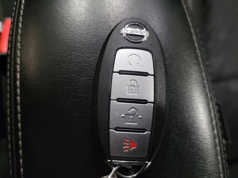 Used 2021 Nissan Kicks SV FWD image 32