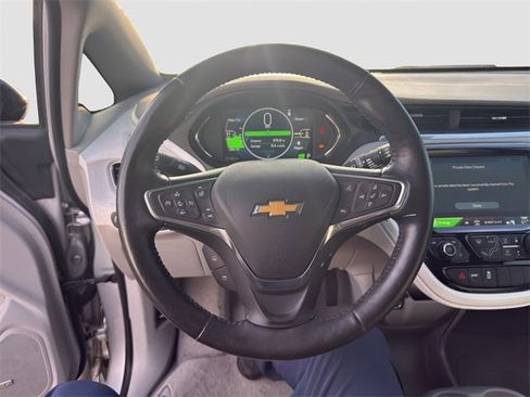 Used 2017 Chevrolet Bolt Premier w/ Driver Confidence II Package image 10