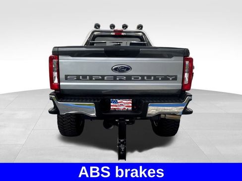 Used 2025 Ford F350 XLT w/ FX4 Off-Road Package image 5