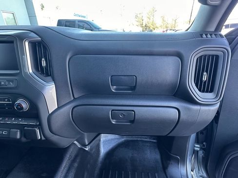 Used 2024 Chevrolet Silverado 1500 Custom w/ Dark Appearance Package image 18