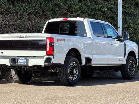 New 2025 Ford F250 Platinum AWD/4WD image 4