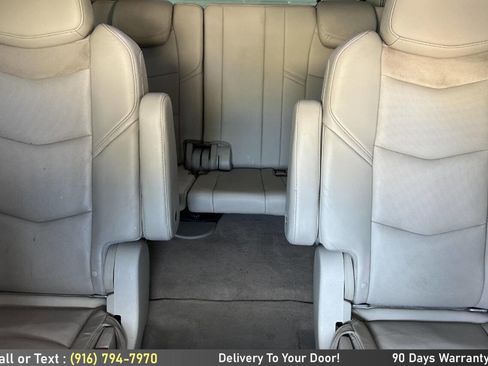 Used 2015 Cadillac Escalade Premium image 20