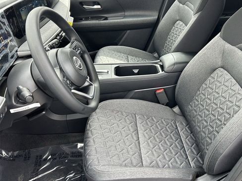 New 2026 Nissan Kicks SV image 27