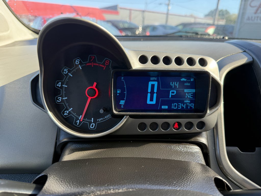 Used 2013 Chevrolet Sonic LT FWD image 16