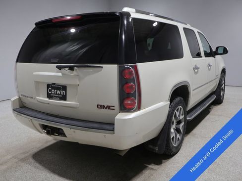Used 2014 GMC Yukon XL Denali AWD/4WD image 2