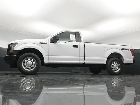 Used 2017 Ford F150 XL w/ Equipment Group 101A Mid AWD/4WD image 26