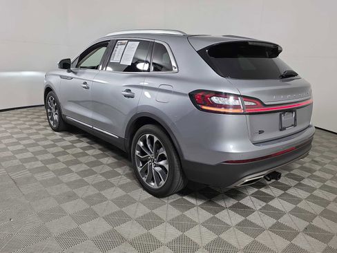 Used 2022 Lincoln Nautilus Reserve image 12