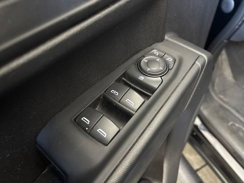 Used 2022 Chevrolet Silverado 1500 Custom w/ LPO, Blackout Package image 15