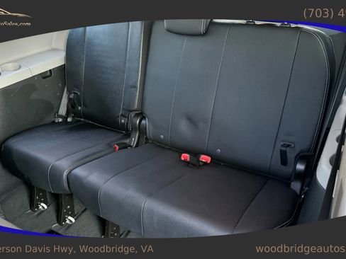 Used 2016 Toyota Sienna SE Premium image 28