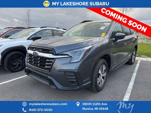 Used 2025 Subaru Ascent Premium AWD/4WD image 3