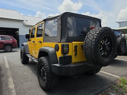 Used 2011 Jeep Wrangler Unlimited Sport AWD/4WD image 6