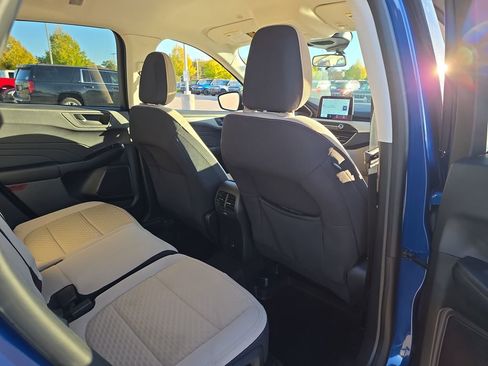 Used 2022 Ford Escape SE w/ Convenience Package image 30