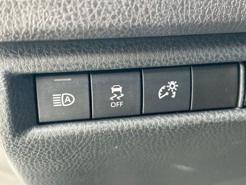 Used 2025 Toyota Camry LE image 23