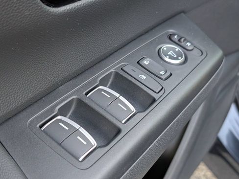 Used 2024 Honda CR-V EX-L image 26