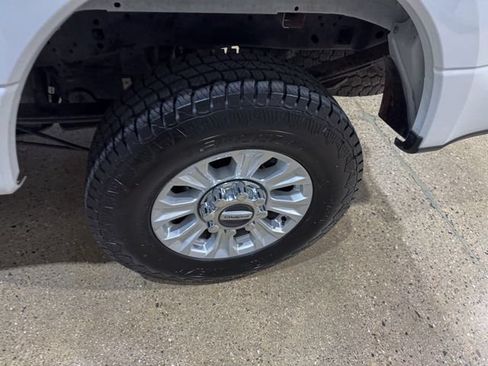 Used 2022 Ford F250 XLT w/ XLT Value Package AWD/4WD image 31