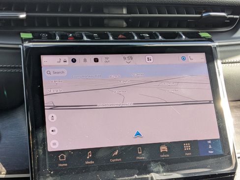 New 2025 Jeep Grand Cherokee Limited w/ Trailer Tow Package image 21