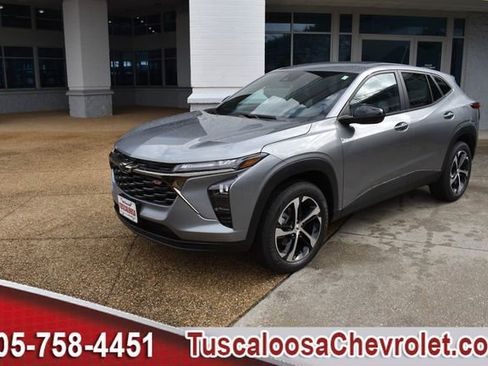 New 2026 Chevrolet Trax RS w/ Driver Confidence Package image 5