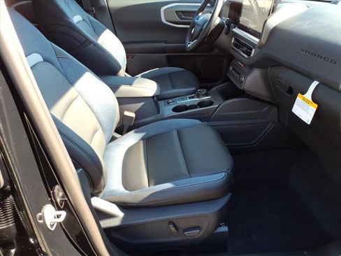 New 2025 Ford Bronco Sport Outer Banks w/ Outer Banks Tech Package+ AWD/4WD image 8