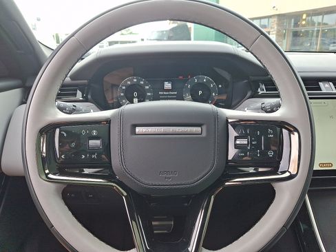 Certified 2026 Land Rover Range Rover Velar Dynamic SE AWD/4WD image 12