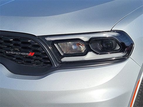Used 2023 Dodge Durango GT image 4