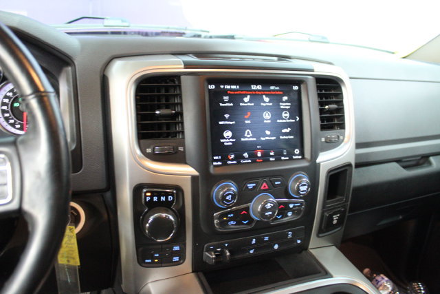 Used 2020 RAM 1500 Warlock AWD/4WD image 17
