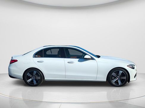 Used 2024 Mercedes-Benz C 300 4MATIC Sedan image 3