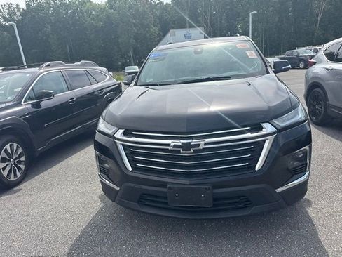 Used 2023 Chevrolet Traverse LT AWD/4WD image 5