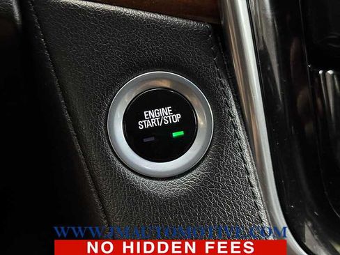 Used 2019 Cadillac Escalade ESV Luxury AWD/4WD image 50