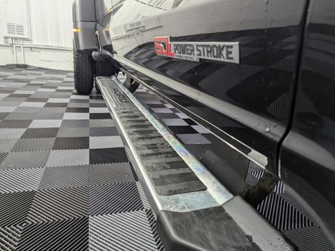 Used 2024 Ford F350 4x4 SuperCab DRW Super Duty image 8
