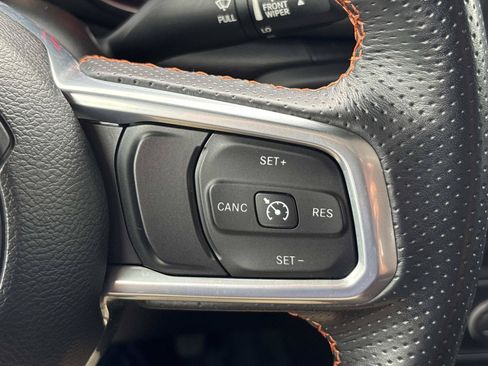 Used 2021 Jeep Gladiator Mojave w/ LED Lighting Group AWD/4WD image 16