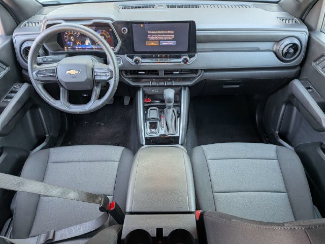 Used 2025 Chevrolet Colorado W/T RWD image 13