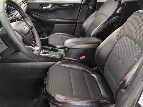 Used 2025 Ford Escape ST-Line image 15