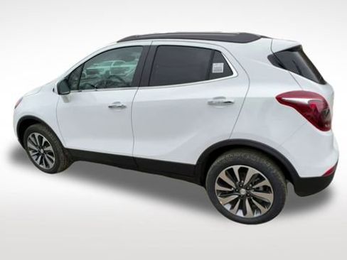 Used 2022 Buick Encore Preferred w/ Safety Package image 6