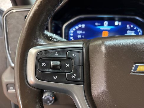 Used 2022 Chevrolet Silverado 1500 LT w/ Protection Package image 18