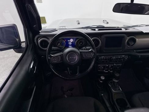 Used 2020 Jeep Wrangler Unlimited Sport AWD/4WD image 24