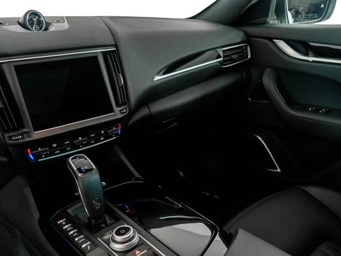 Used 2022 Maserati Levante Modena image 87