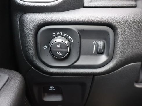Used 2023 RAM 1500 Big Horn AWD/4WD image 15