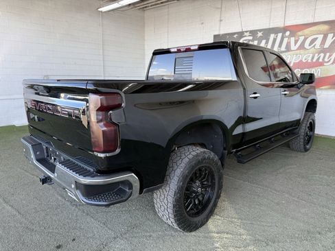 Used 2021 Chevrolet Silverado 1500 LTZ w/ LTZ Premium Package image 13