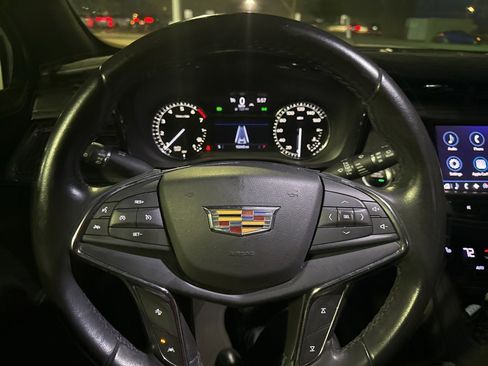 Used 2020 Cadillac XT5 Luxury image 8