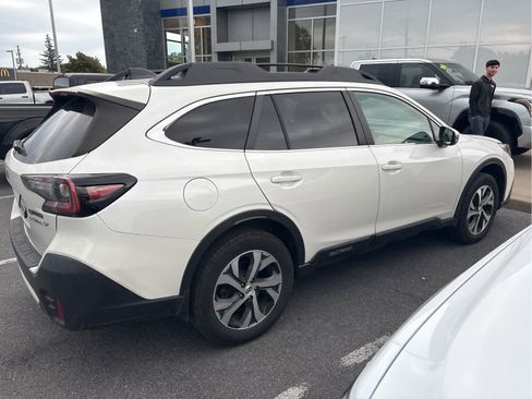 Used 2020 Subaru Outback Limited AWD/4WD image 3