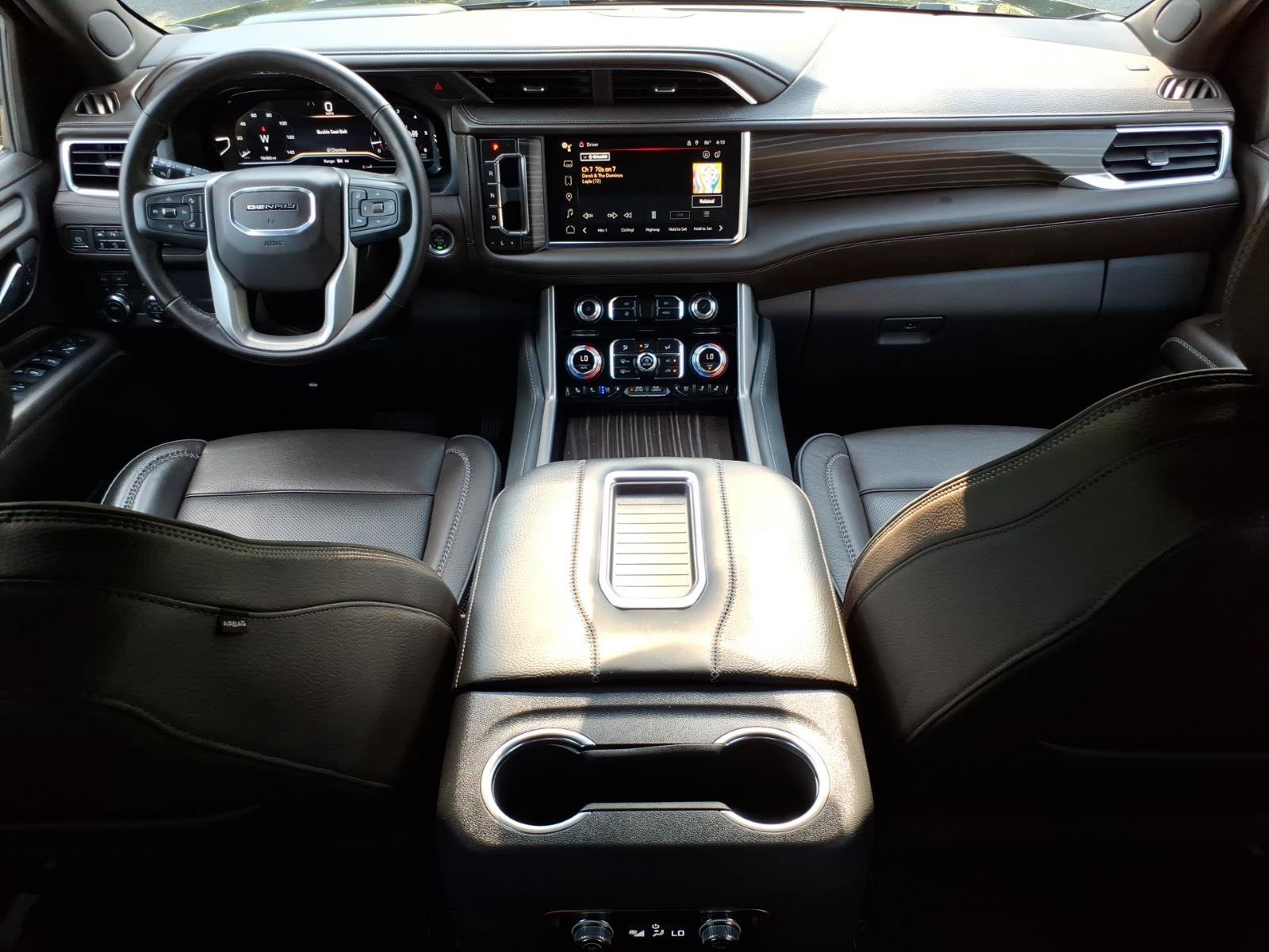 Certified 2024 GMC Yukon Denali AWD/4WD image 9