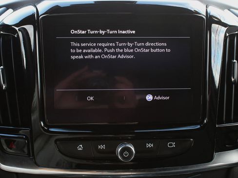 Used 2023 Chevrolet Traverse LT image 29