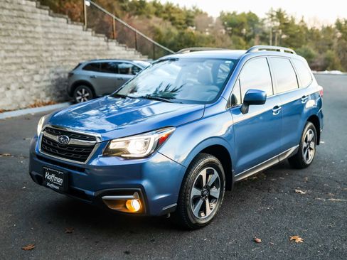 Used 2017 Subaru Forester 2.5i Limited image 11