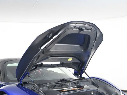 Used 2025 Ferrari SF90 Spider AWD/4WD image 25