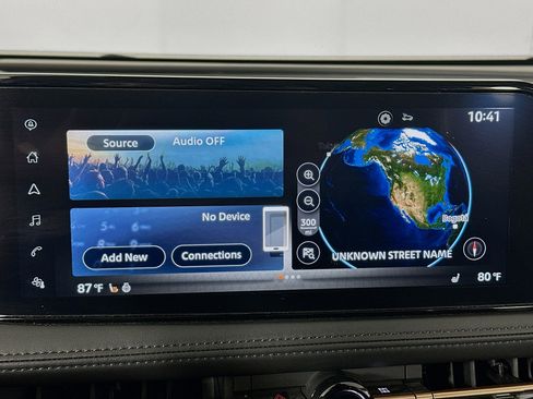 Used 2024 Nissan Ariya AWD image 21