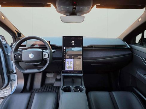 Used 2023 Fisker Ocean One image 32