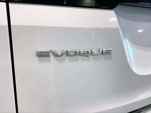 Certified 2023 Land Rover Range Rover Evoque SE AWD/4WD image 9