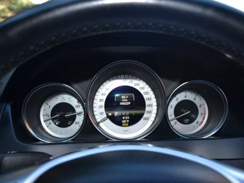 Used 2013 Mercedes-Benz C 300 4MATIC Sedan image 17